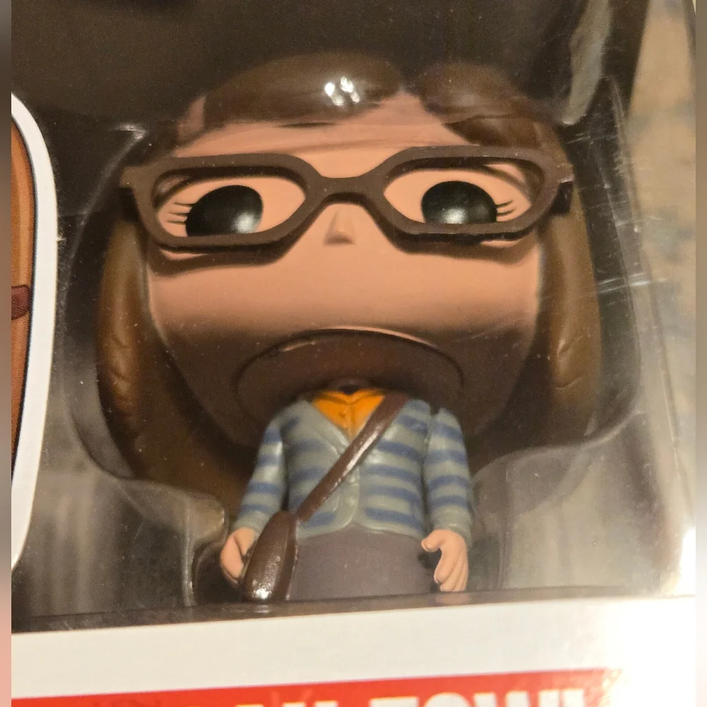 Funko Pop Amy Farrah Fowler Vinyl Figure #42 Big Bang Theory